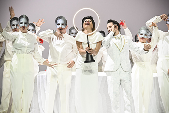 Anteprima dell'opera La Traviata del regista roberto catalano al Slovak National Theatre, Bratislava nel 2021