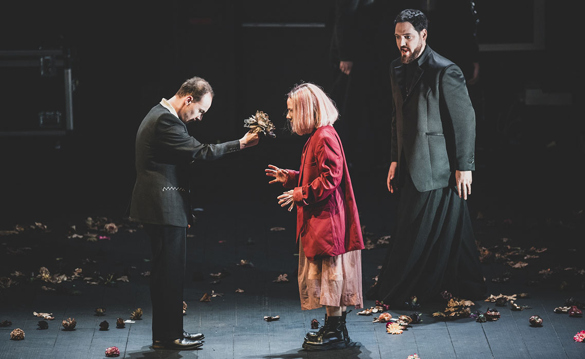 Opera Polittico Monteverdiano  del regista Roberto Catalano, al Teatro del Filodrammatici, Cremona, Monteverdi Festival.